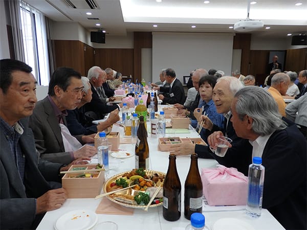 総会